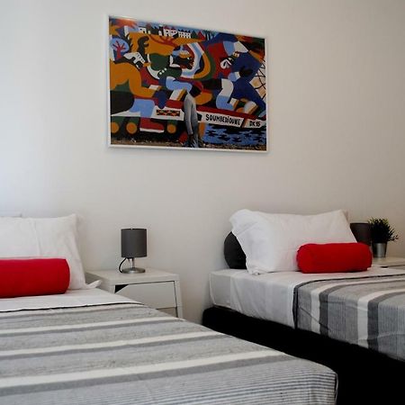 Bnbook - Galbiati Flat Лиссоне Экстерьер фото