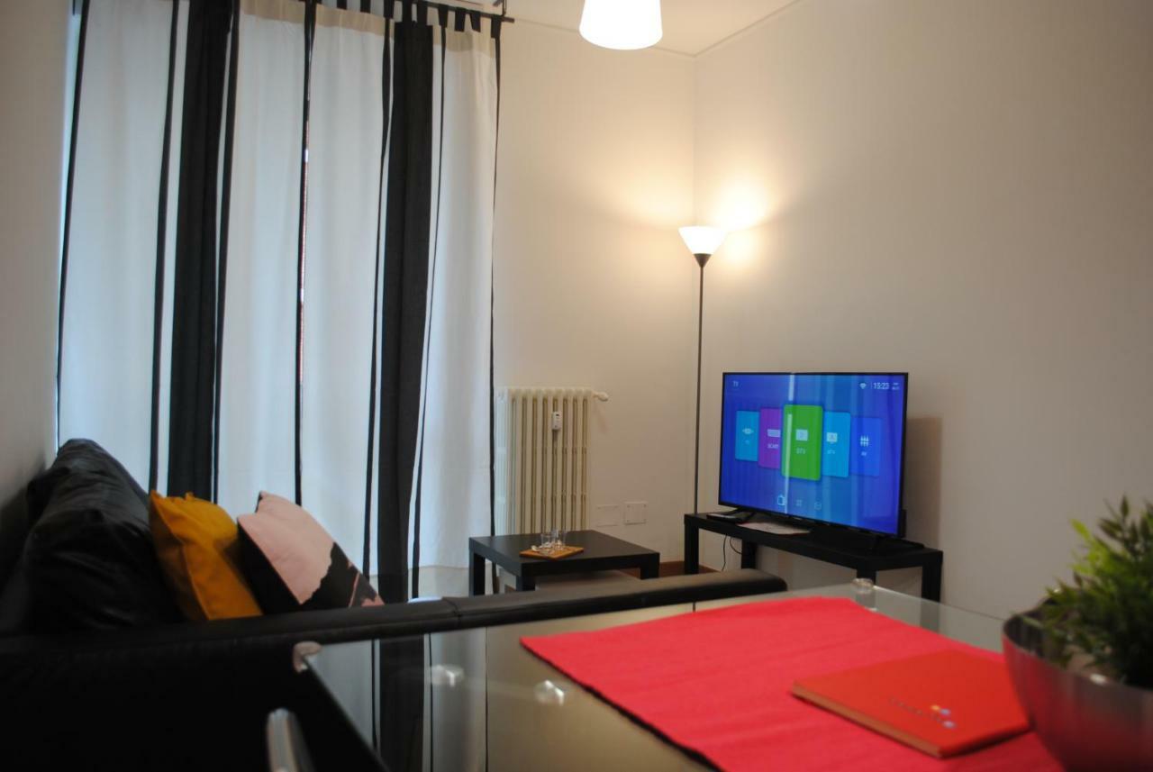 Bnbook - Galbiati Flat Лиссоне Экстерьер фото