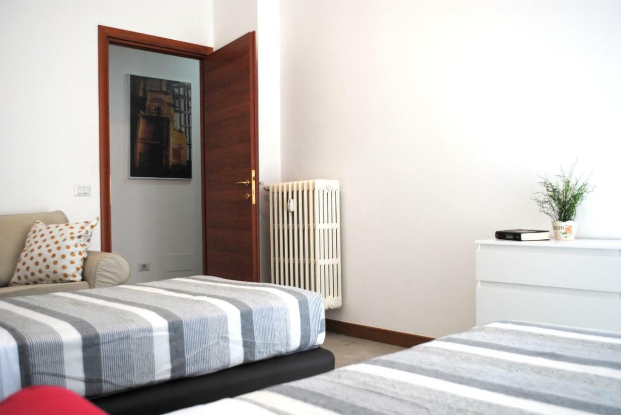 Bnbook - Galbiati Flat Лиссоне Экстерьер фото